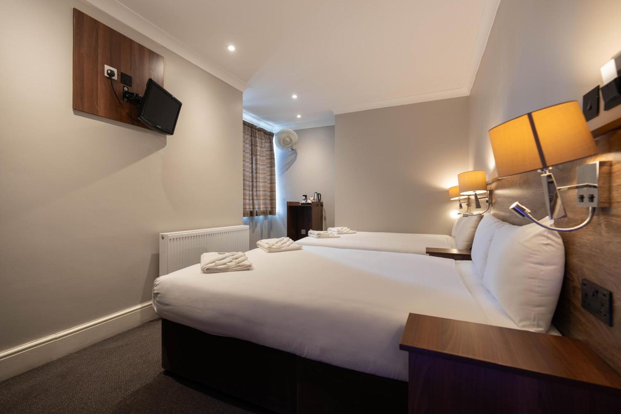 Ascot Hyde Park Hotel London Ngoại thất bức ảnh