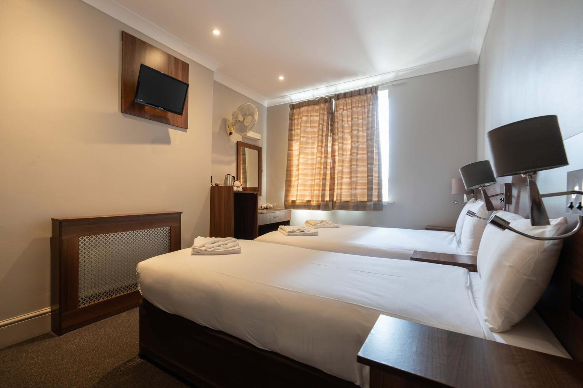 Ascot Hyde Park Hotel London Ngoại thất bức ảnh